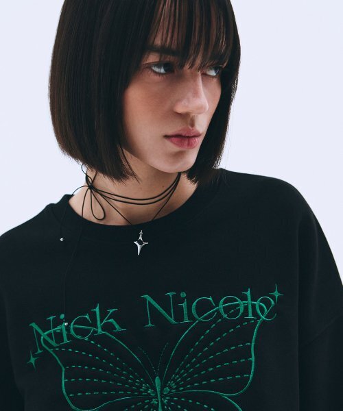 NICK&NICOLE（ニックアンドニコール）の「SHINE BUTTERFLY SWEATSHIRT_BLACK GREEN（スウェット・レディース・その他・FREE）」の2枚目の写真