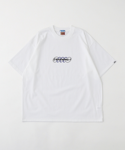 CITY COUNTRY CITY(シティーカントリーシティー)の「CITY COUNTRY CITY × BOOK WORKS T-SHIRT LOGO(Tシャツ/カットソー・メンズ・ホワイト/ブラック・SMALL/MEDIUM/LARGE/X-LARGE)」の3枚目の写真
