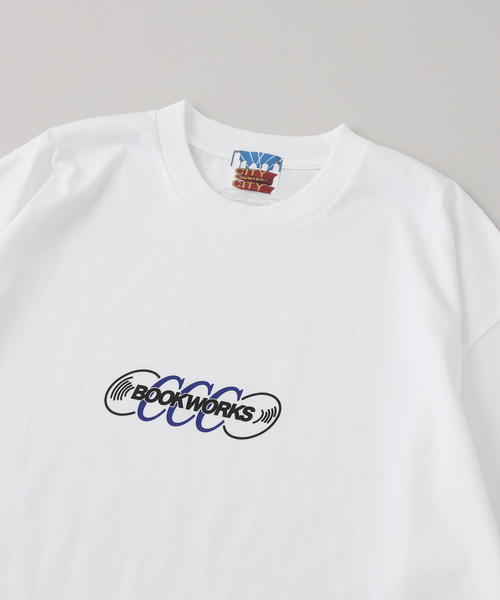 CITY COUNTRY CITY(シティーカントリーシティー)の「CITY COUNTRY CITY × BOOK WORKS T-SHIRT LOGO(Tシャツ/カットソー・メンズ・ホワイト/ブラック・SMALL/MEDIUM/LARGE/X-LARGE)」の5枚目の写真