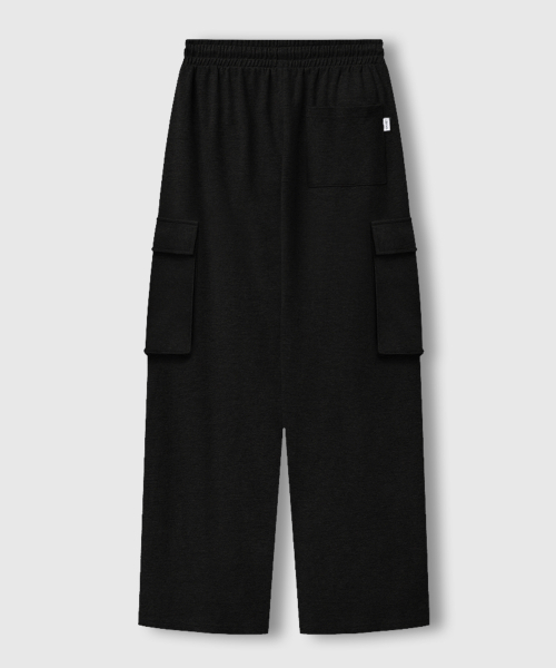 LEMAIN SECOND（リメインセカンド）の「ONE-TUCK WIDE CARGO SWEAT PANTS [BLACK] - FLEECE ver（スウェットパンツ・レディース・その他・LARGE/X-LARGE/MEDIUM）」の5枚目の写真