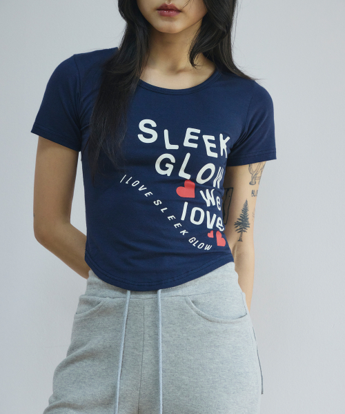 SLEEKGLOW（スリック グロウ）の「アイラブSLGWクロップTシャツ[ネイビー]（Tシャツ/カットソー・レディース・その他・MEDIUM/SMALL）」の3枚目の写真