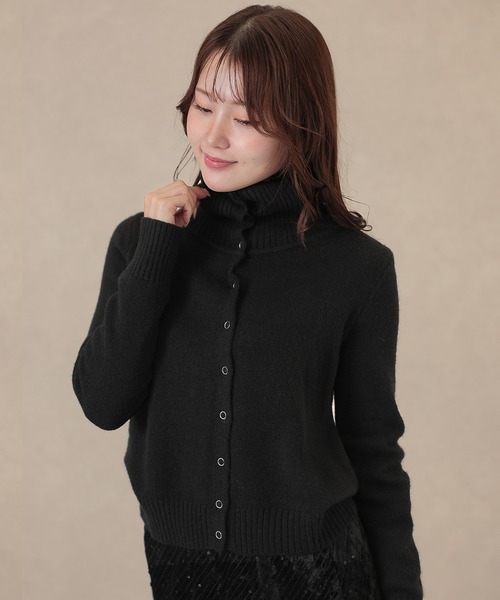 Lace Ladies(レースレディース)の「ソリッドカラー ハイネック リブ ニット カーディガン(カーディガン/ボレロ・レディース・チャコールグレー/ブラック/アイボリー/ブラウン・FREE)」の15枚目の写真