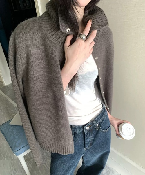 Lace Ladies(レースレディース)の「ソリッドカラー ハイネック リブ ニット カーディガン(カーディガン/ボレロ・レディース・チャコールグレー/ブラック/アイボリー/ブラウン・FREE)」の21枚目の写真