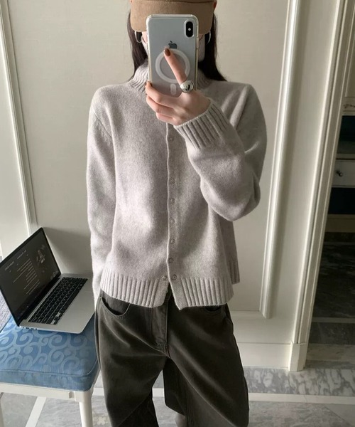Lace Ladies(レースレディース)の「ソリッドカラー ハイネック リブ ニット カーディガン(カーディガン/ボレロ・レディース・チャコールグレー/ブラック/アイボリー/ブラウン・FREE)」の11枚目の写真