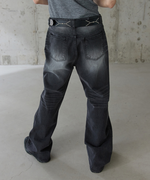 P.IN.O(ピインオ)の「808ストレートフレアデニム - ブラック(デニムパンツ・メンズ・その他・SMALL/MEDIUM/LARGE/X-LARGE)」の4枚目の写真
