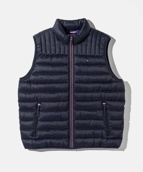 TOMMY HILFIGER（トミーヒルフィガー）の「TOMMY HILFIGER トミーヒルフィガー キルティング 中綿 ベスト（ダウンベスト・メンズ・ネイビー/チャコール/ブラック・MEDIUM/LARGE/SMALL/X-LARGE）」の3枚目の写真