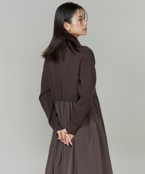 INED（イネド）の「布帛ドッキングハイネックワンピース（ワンピース・レディース・ブラウン/ブラック・9号）」の10枚目の写真
