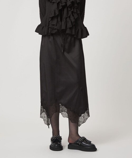 ASTRAET（アストラット）の「＜ASTRAET＞サテン スソレース スカート（スカート・レディース・オレンジ/ブラック・FREE）」の3枚目の写真