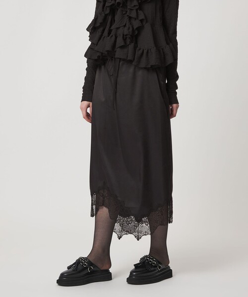 ASTRAET（アストラット）の「＜ASTRAET＞サテン スソレース スカート（スカート・レディース・オレンジ/ブラック・FREE）」の4枚目の写真