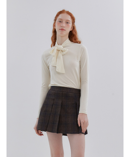 ANOETIC(アノエティック)の「RIBBON SCARF TURTLENECK TOP_IVORY(Tシャツ/カットソー・レディース・アイボリー・FREE)」の4枚目の写真