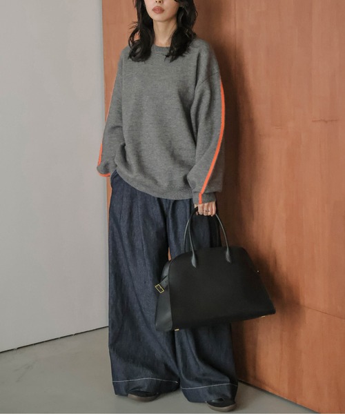 AMELY(エミリー)の「配色ライン クルーネック ニットプルオーバー(ニット/セーター・レディース・ブラウン/グレー/アイボリー/ブラック・フリー)」の15枚目の写真