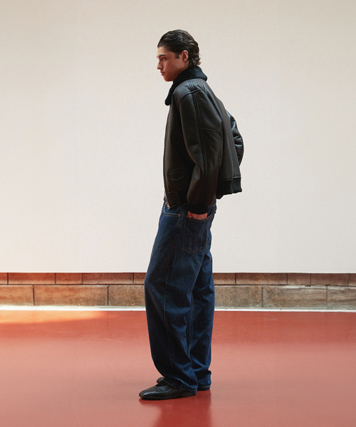 VERDEMAR(ベルデマール)の「Minimal Shearling Bomber Jumper_Black(ムートンコート・メンズ・その他・MEDIUM/LARGE/SMALL)」の3枚目の写真