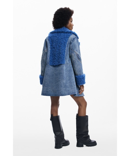 Desigual（デシグアル）の「ファー×デニムワイドラペルハイブリッドコート（チェスターコート・レディース・ブラック・S/M/L/XS/XL）」の3枚目の写真