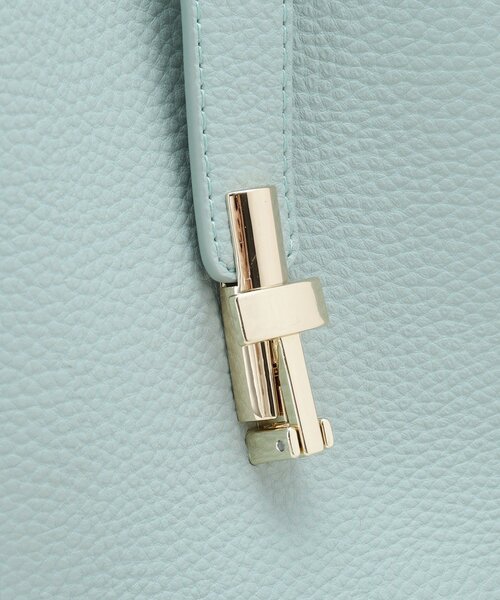 INDIVI（インディヴィ）の「【合皮／ミドルサイズ】春カラーフォルムバッグ（ハンドバッグ・レディース・ライトグリーン/ネイビー/ベージュ/ブラック・00）」の5枚目の写真