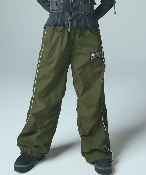 X-girl（エックスガール）の「FACE LABEL TRACK PANTS（その他パンツ・レディース・ライトグレー/ブラック/オリーブ・S/M）」の17枚目の写真