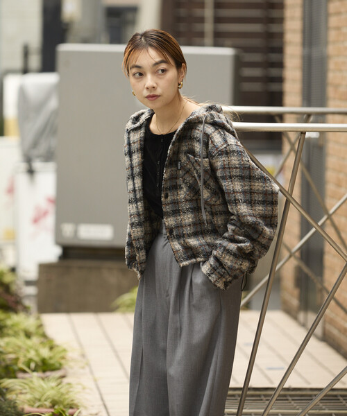 FREAK'S STORE(フリークスストア)の「別注 フード ヘビー ネルシャツ ジャケット(ブルゾン・レディース・ベージュ/グレー/ネイビー・フリ-)」の2枚目の写真