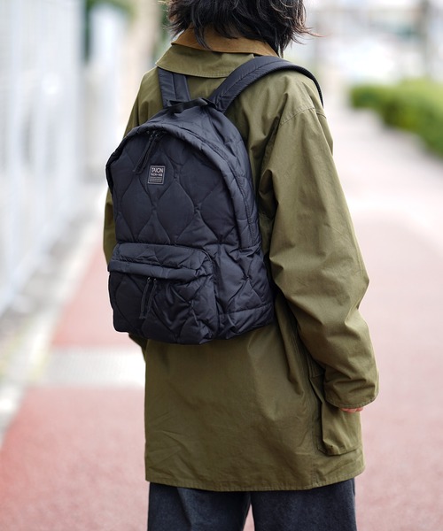 TAION(タイオン)の「TAION タイオン ミリタリー ダウンバッグパック(バックパック/リュック・メンズ・ブラック/オリーブ・FREE)」の7枚目の写真