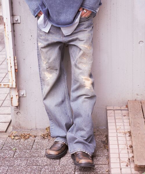 DAIRIKU(ダイリク)の「DAIRIKU / ダイリク×WILYWNKA Repair "Straight" Vintage Denim Pants(デニムパンツ・メンズ・ブルー系その他・MEDIUM)」の1枚目の写真