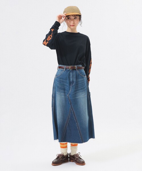 BEAMS BOY(ビームスボーイ)の「ロゴ ビッグ ロングスリーブ(Tシャツ/カットソー・レディース・ブラック/サックスブルー/オフホワイト・1/0)」の4枚目の写真