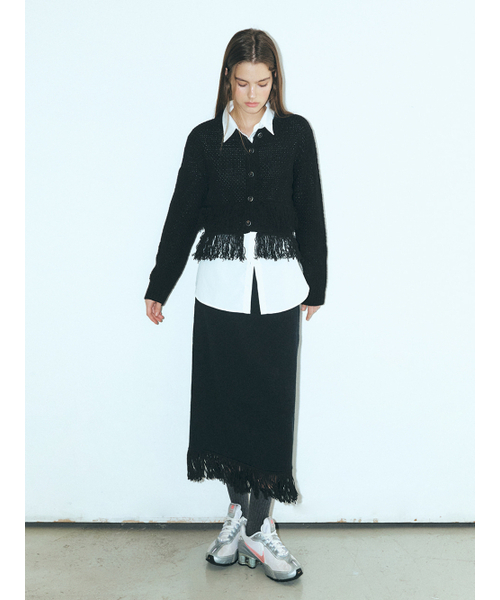 ETMON(エトモン)の「Fringe Knitted Skirt, Black(スカート・レディース・その他・FREE)」の3枚目の写真