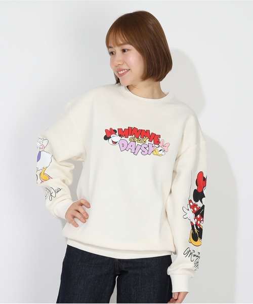 Disney(ディズニー)の「親子お揃い ディズニー 袖キャラクタートレーナー 1258A(スウェット・レディース・ブラック×レッド/その他9・ユニセックスM/ユニセックスL/ユニセックスXL/ユニセックスS)」の2枚目の写真