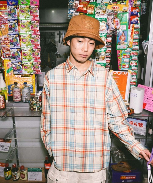 niko and...（ニコアンド）の「イージーケアカラミチェックシャツ（シャツ/ブラウス・メンズ・グリーン/アイボリー/ブラック/ブルー・MEDIUM/LARGE）」の10枚目の写真