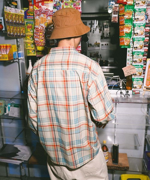 niko and...（ニコアンド）の「イージーケアカラミチェックシャツ（シャツ/ブラウス・メンズ・グリーン/アイボリー/ブラック/ブルー・MEDIUM/LARGE）」の11枚目の写真