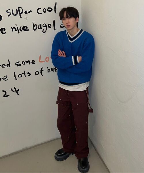 THEVINYLHOUSE(ザバイニルハウス)の「SHAGGY V NECK SWEATER BLUE(ニット/セーター・メンズ・その他・S/M/L)」の9枚目の写真