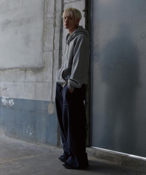 TONY LAWRENCE(トニーローレンス)の「アプリケフードジップアップ メランジグレー(パーカー・レディース・その他・SMALL/MEDIUM/LARGE)」の3枚目の写真