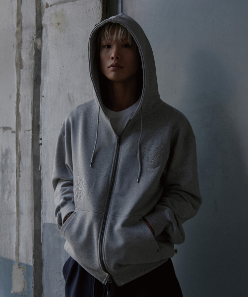 TONY LAWRENCE(トニーローレンス)の「アプリケフードジップアップ メランジグレー(パーカー・レディース・その他・SMALL/MEDIUM/LARGE)」の5枚目の写真