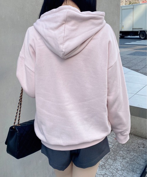 INGNI（イング）の「ラメスウェットジップパーカー（パーカー・レディース・グレー/オフホワイト/ピンク/ブラック・M）」の10枚目の写真