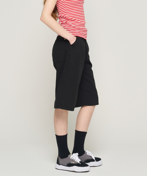 CARGOBROS FOR WOMAN(カーゴブロスフォーウィメン)の「コットンカーペンダーバミューダパンツ(ブラック)(その他パンツ・レディース・その他・SMALL/MEDIUM)」の3枚目の写真