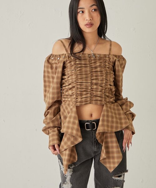 WHO'S WHO gallery（フーズフーギャラリー）の「イレヘムギャザーオフショルブラウス（シャツ/ブラウス・レディース・ブラウン/ブラック・FREE）」の9枚目の写真
