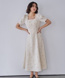 NOELA | 【Premium】フラワー刺繍ワンピース(ワンピース)