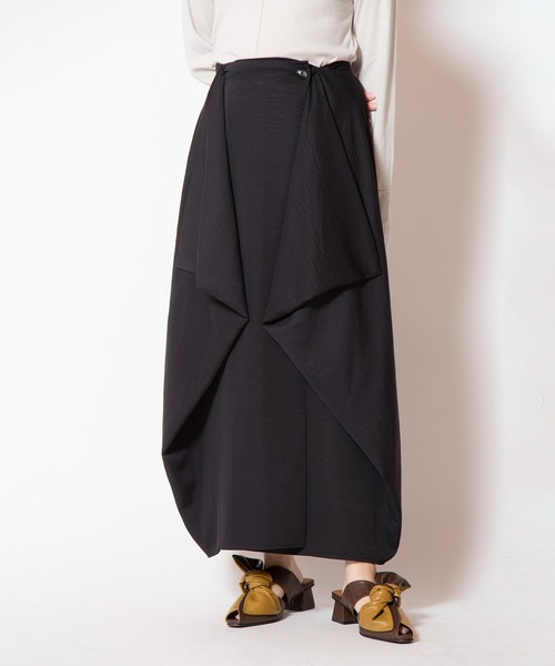 OSMOSIS（オズモーシス）の「サイドドレープスカート（スカート・レディース・オレンジ/ブラック/アイボリー・ONE SIZE）」の9枚目の写真