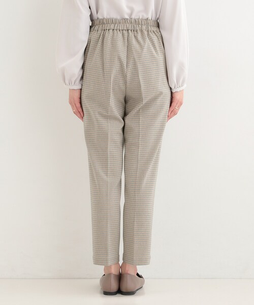 SHOO・LA・RUE(シューラルー)の「【洗濯機可/S-LL】ベルト風デザインがアクセント きれい見えテーパードパンツ(その他パンツ・レディース・ベージュ系その他4/キャメル/ナチュラル/ブラック・04/03/02/01)」の11枚目の写真