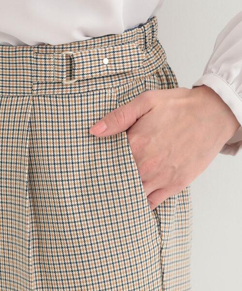 SHOO・LA・RUE(シューラルー)の「【洗濯機可/S-LL】ベルト風デザインがアクセント きれい見えテーパードパンツ(その他パンツ・レディース・ベージュ系その他4/キャメル/ナチュラル/ブラック・04/03/02/01)」の8枚目の写真