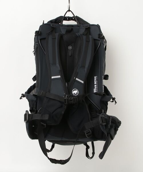 Mammut（マムート）の「デュカン スパイン 50-60L / Ducan Spine 50-60（バックパック/リュック・メンズ・ブラック・60L）」の2枚目の写真