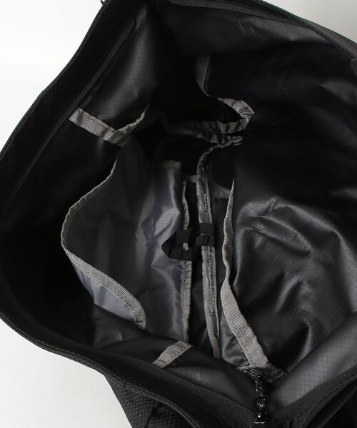 Mammut（マムート）の「デュカン スパイン 50-60L / Ducan Spine 50-60（バックパック/リュック・メンズ・ブラック・60L）」の4枚目の写真