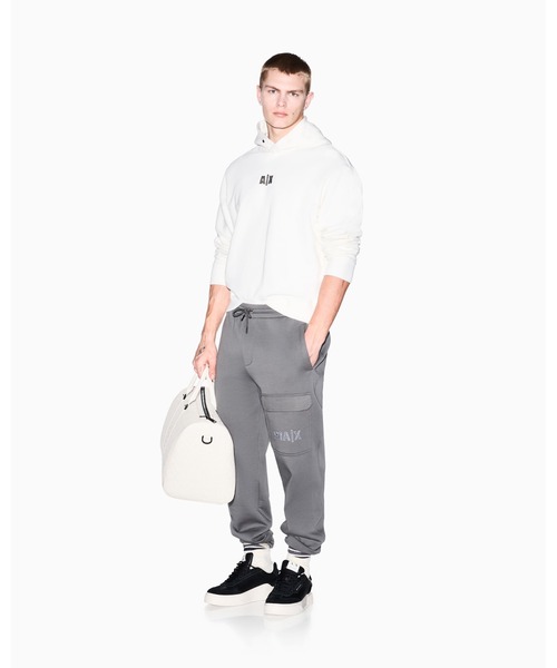 ARMANI EXCHANGE(アルマーニエクスチェンジ)の「【A|X アルマーニ エクスチェンジ】AXロゴ フーデッドスウェットプルオーバー(EC限定カラー含)(スウェット・メンズ・ホワイト/ダークネイビー・X-LARGE/SMALL/MEDIUM/LARGE/XX-LARGE/X-SMALL)」の6枚目の写真