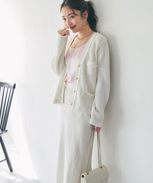 La boutique BonBon（ラブティックボンボン）の「【オフでもオフィスでも】綿麻ラメバスケットカーディガン（カーディガン/ボレロ・レディース・オフホワイト/ライトグレー・FREE）」の15枚目の写真
