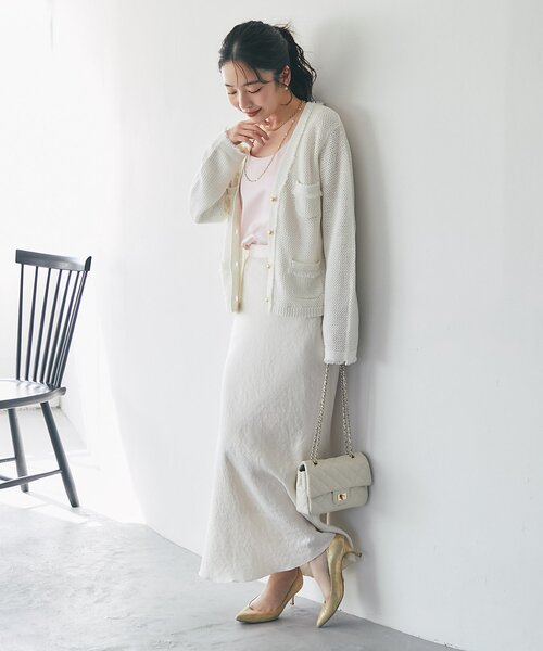 La boutique BonBon（ラブティックボンボン）の「【オフでもオフィスでも】綿麻ラメバスケットカーディガン（カーディガン/ボレロ・レディース・オフホワイト/ライトグレー・FREE）」の19枚目の写真