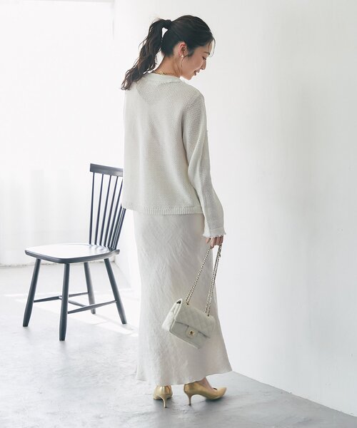 La boutique BonBon（ラブティックボンボン）の「【オフでもオフィスでも】綿麻ラメバスケットカーディガン（カーディガン/ボレロ・レディース・オフホワイト/ライトグレー・FREE）」の21枚目の写真