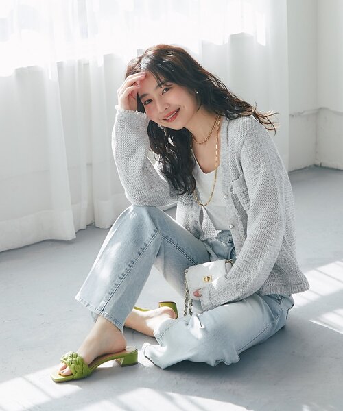 La boutique BonBon（ラブティックボンボン）の「【オフでもオフィスでも】綿麻ラメバスケットカーディガン（カーディガン/ボレロ・レディース・オフホワイト/ライトグレー・FREE）」の4枚目の写真