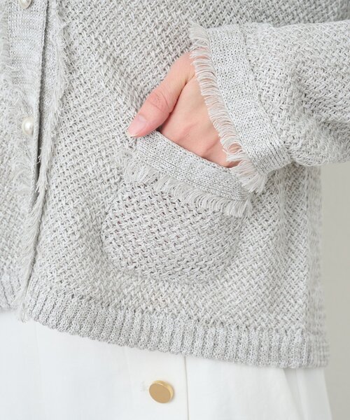 La boutique BonBon（ラブティックボンボン）の「【オフでもオフィスでも】綿麻ラメバスケットカーディガン（カーディガン/ボレロ・レディース・オフホワイト/ライトグレー・FREE）」の11枚目の写真