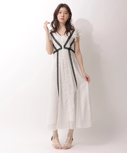 Rirandture（リランドチュール）の「ピンタックレースワンピース（ワンピース・レディース・ドット・2/1）」の2枚目の写真