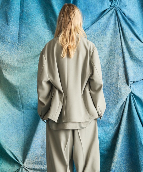 MAISON SPECIAL(メゾンスペシャル)の「《UNISEX》Slab Rayon Relax-Over 2B Tailored Jacket/スラブレーヨンリラックスオーバー2Bテーラードジャケット【MAISON SPECIAL/メゾンスペシャル】■セットアップ対応■(テーラードジャケット・メンズ・グレイッシュベージュ/ブラック/グレー/ネイビー・2/1/0)」の10枚目の写真