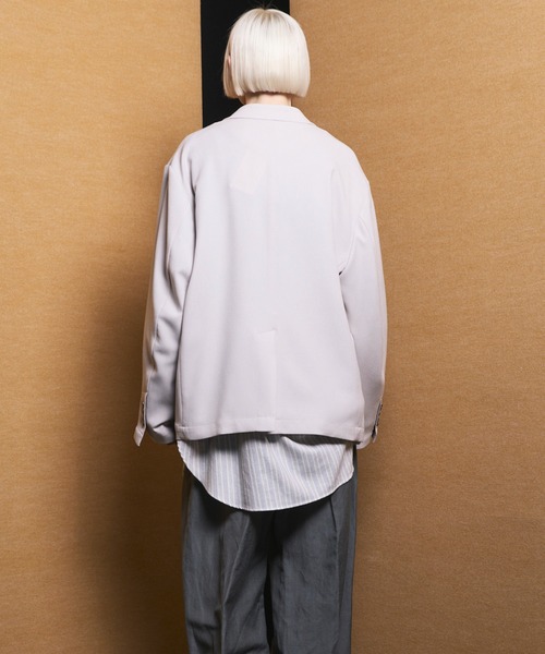 MAISON SPECIAL(メゾンスペシャル)の「《UNISEX》Slab Rayon Relax-Over 2B Tailored Jacket/スラブレーヨンリラックスオーバー2Bテーラードジャケット【MAISON SPECIAL/メゾンスペシャル】■セットアップ対応■(テーラードジャケット・メンズ・グレイッシュベージュ/ブラック/グレー/ネイビー・2/1/0)」の13枚目の写真