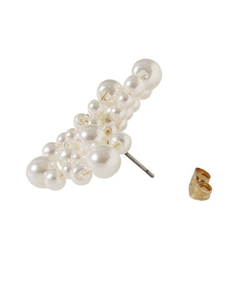 earth music&ecology（アースミュージックアンドエコロジー）の「パールフラワーピアス（ピアス（両耳用）・レディース・ブラック/アイボリー・FREE）」の7枚目の写真