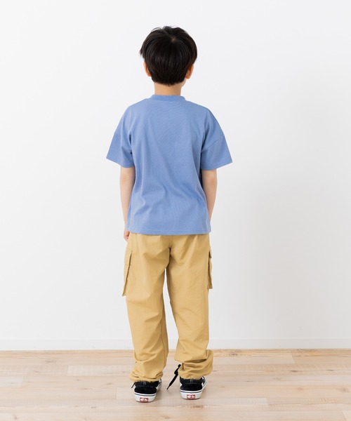 chil2(チルツー)の「ヘンリーネック 半袖Tシャツ(Tシャツ/カットソー・キッズ・ワインレッド/グレイッシュブルー/オートミール/ブラック・120cm/110cm/100cm/150cm/140cm/130cm)」の22枚目の写真